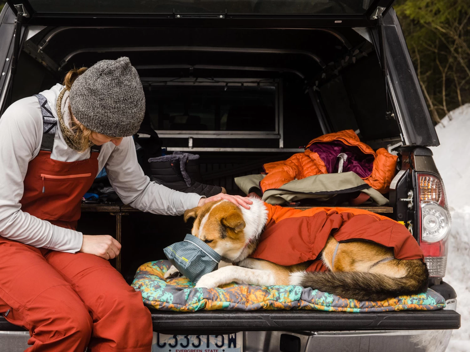 Ruffwear Basecamp™ Hundebett Orange Reef – Bild 5