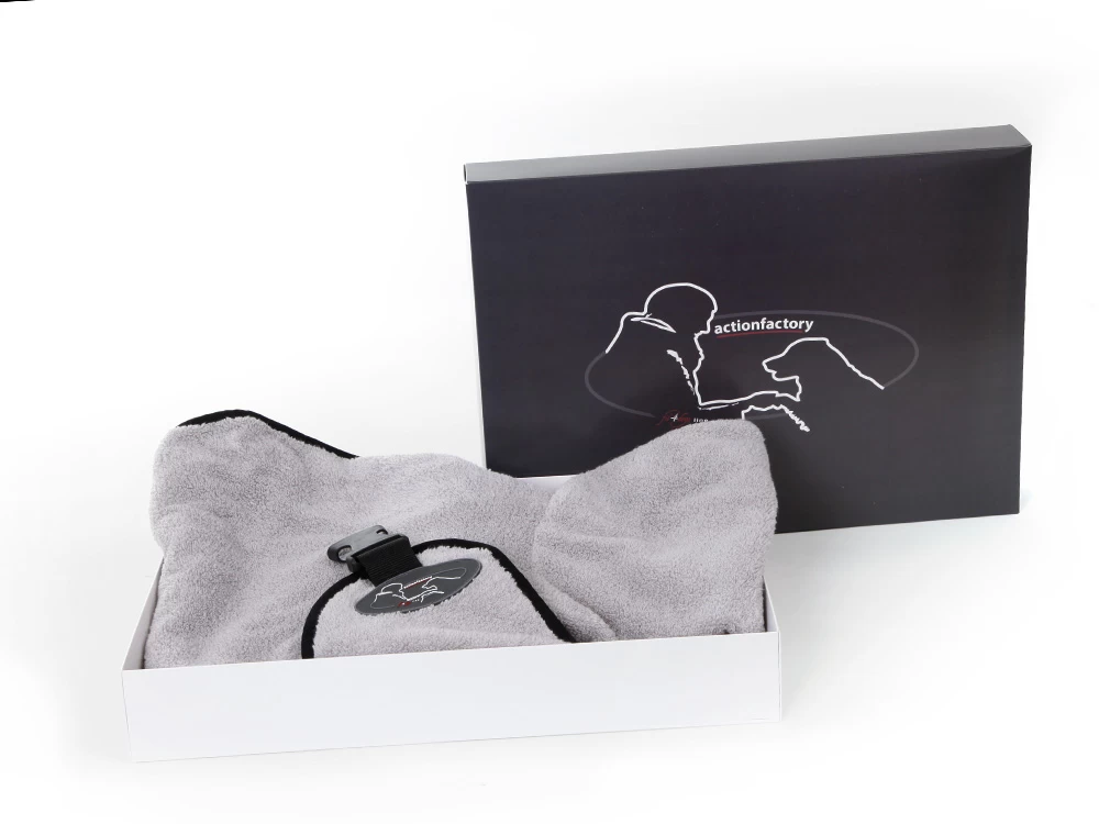 Dryup Cape Royal Hundebademantel Silver Micro Cotton – Bild 2