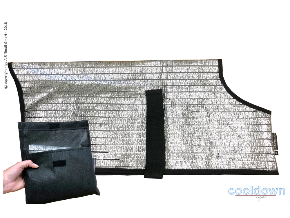 Cooldown Cape Hundeweste – Bild 3