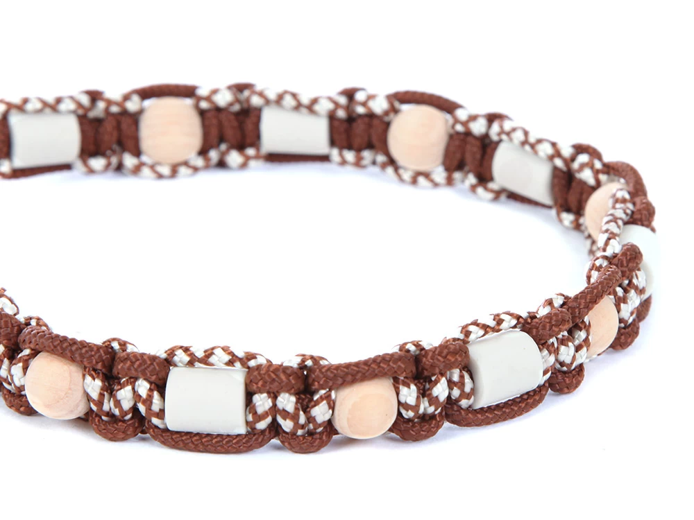 HundeNerd® GuteVibes EM-Halsband Zirbenholz Braun – Bild 2